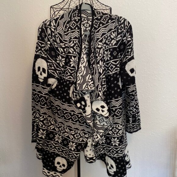 Torrid skull cardigan size 2 - Picture 1 of 3